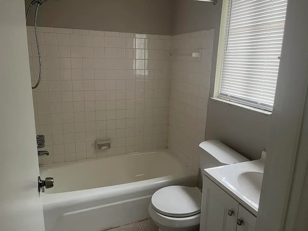 1 bed, 575 sqft, $750 — Photo 3