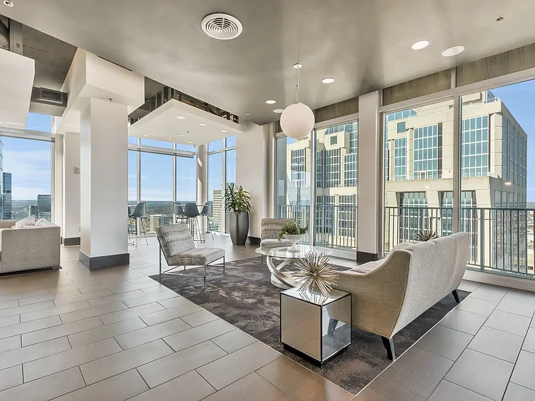 415 Church St #2107 — Photo 31