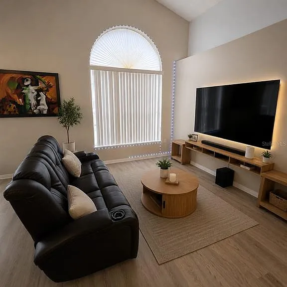 111 Sunridge Woods Ct — Photo 13