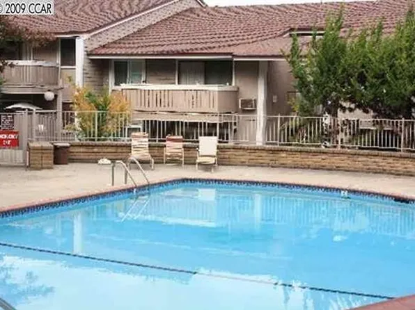 100 Kinross Dr, Walnut Creek, CA