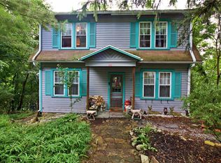 361 Lake Dr, Lake Peekskill, NY 10537