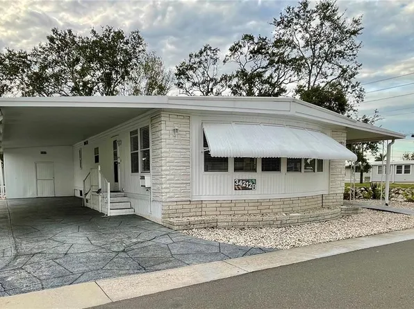 34212 Canal Dr N #B, Pinellas Park, FL 33781