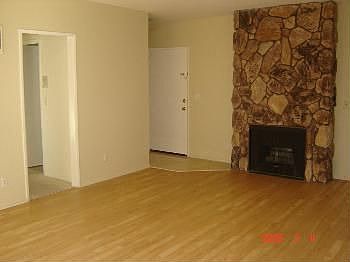 5th image of 3325 Bagley Ave APT 210