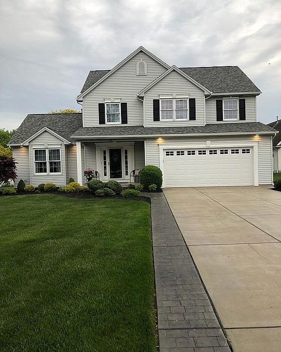 1st image of 18 Regency Ct