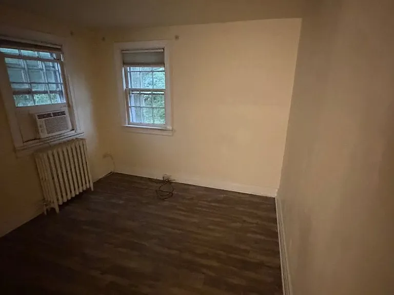 81 E Park Pl — Photo 13
