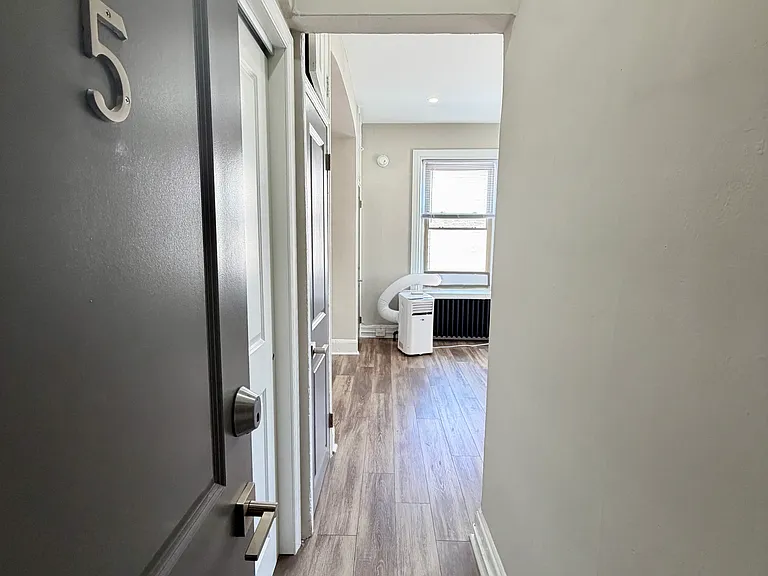 227 S 41st St #H — Photo 20