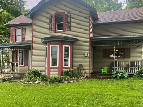6265 Haslauer Rd, Munnsville, NY 13409