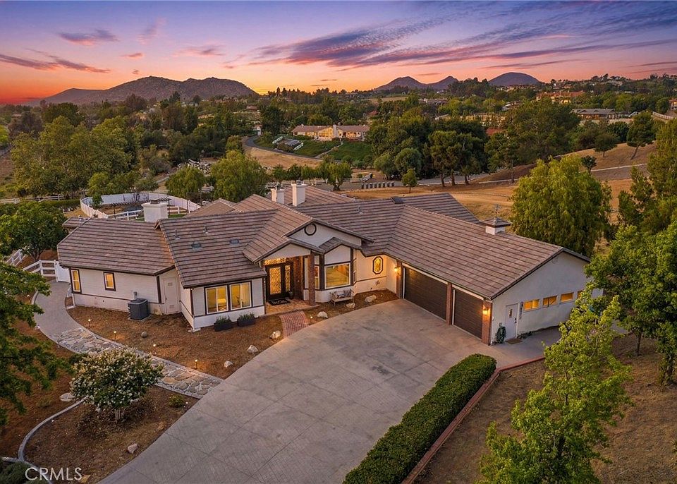 1st image of 41110 Los Ranchos Cir
