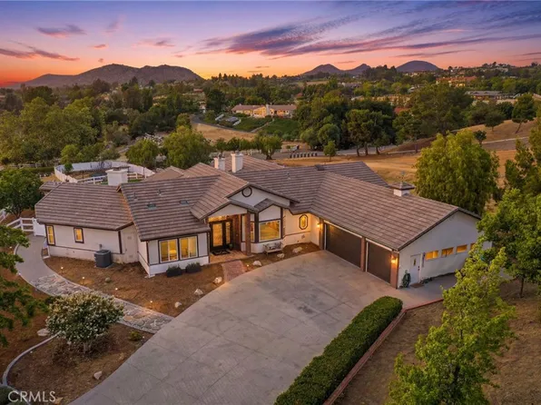 41110 Los Ranchos Cir, Temecula, CA 92592