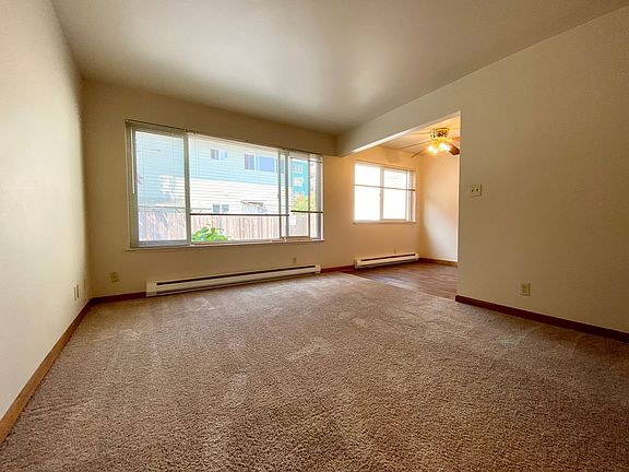 3rd image of 3200 NE 140th St APT 4