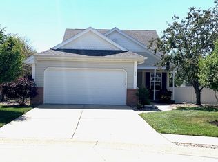 39 Astoria Way, Bloomington, IL