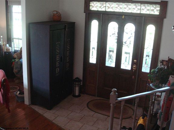 3rd image of 243 Colony Oaks Dr