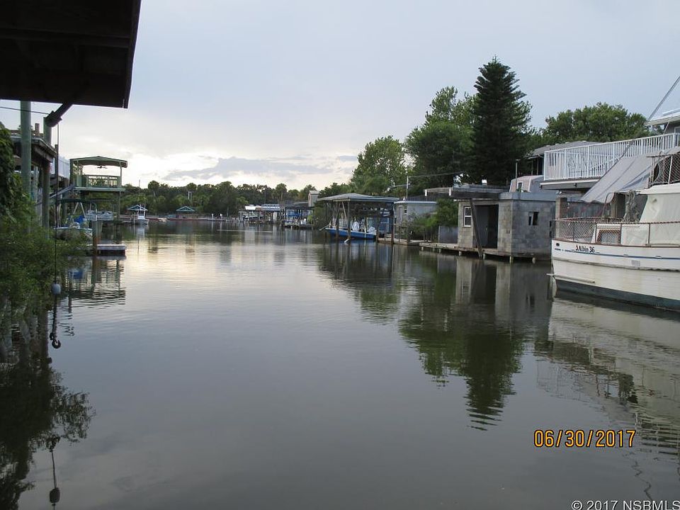 2nd image of 180 Randle Ave