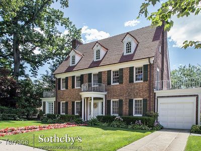 25 Olive Pl, Forest Hills Gardens, NY, 11375