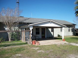 845 County Road 307 N, Port Lavaca, TX 77979