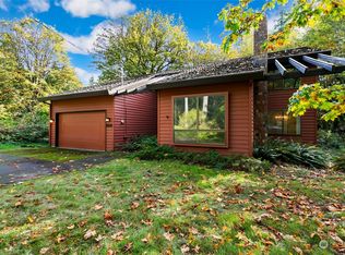 18121 NE 196th St, Woodinville, WA