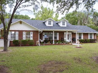 352 NW Indian Pond Ct, Lake City, FL 32055