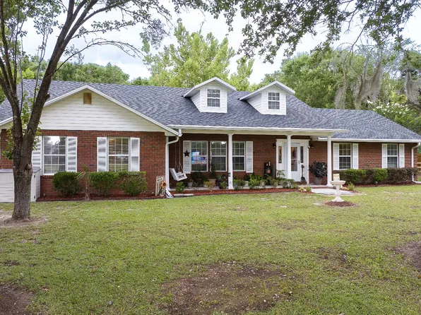 352 NW Indian Pond Ct, Lake City, FL 32055