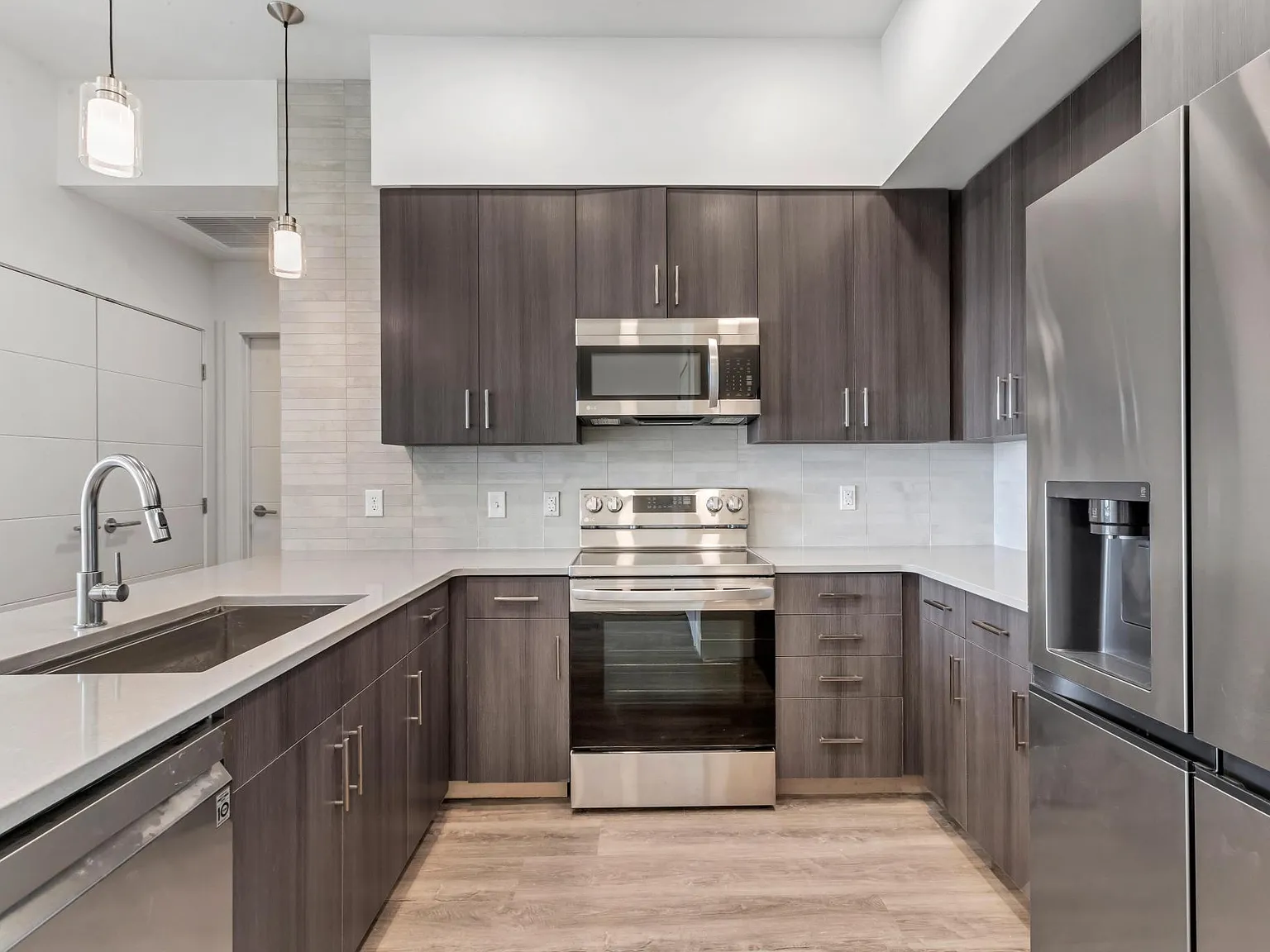 1 bed, 600 sqft, $1,500 — Photo 1