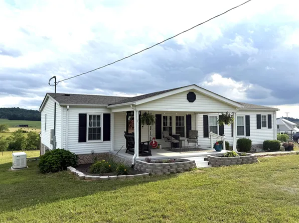 786 Huffville Rd NE, Pilot, VA 24138