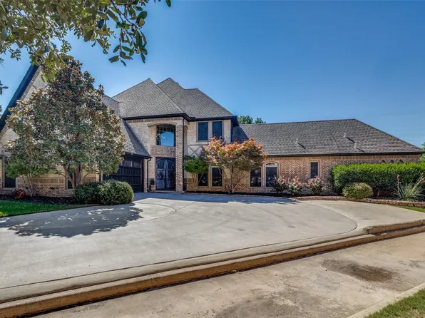 1616 Thousand Oaks Dr, Decatur, TX 76234