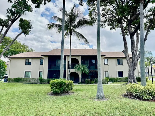 520 Shady Pine Way #B1, Greenacres, FL 33415