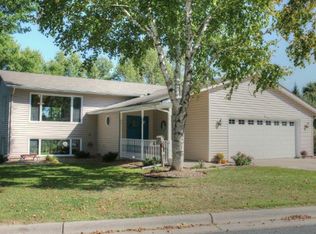 509 Ridge Rd, Mayer, MN 55360