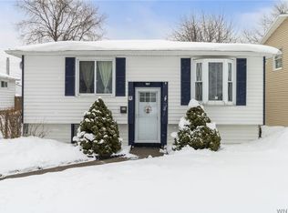 33 John Brian Ln, Buffalo, NY 14227