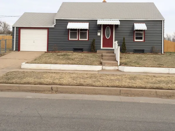 110 S Pershing St, Hutchinson, KS 67501