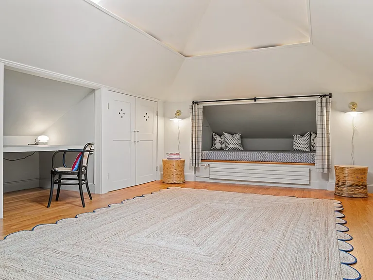175 Ruggles Ave #1 — Photo 19