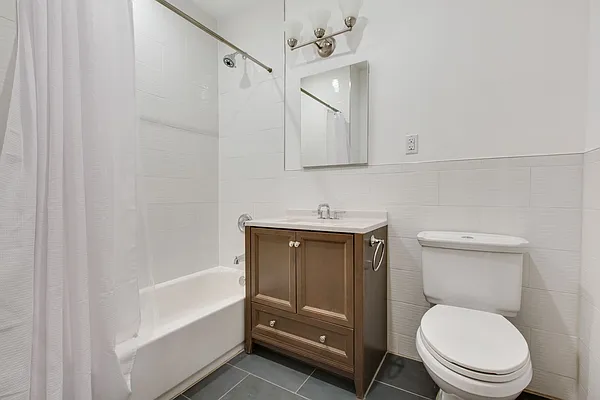 Rented by Compass | media 12