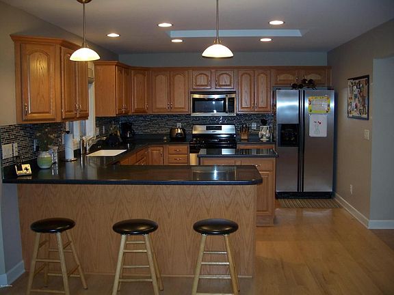 5th image of 4887 Marilyn Jane Way