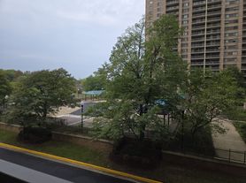 5501 Seminary Rd