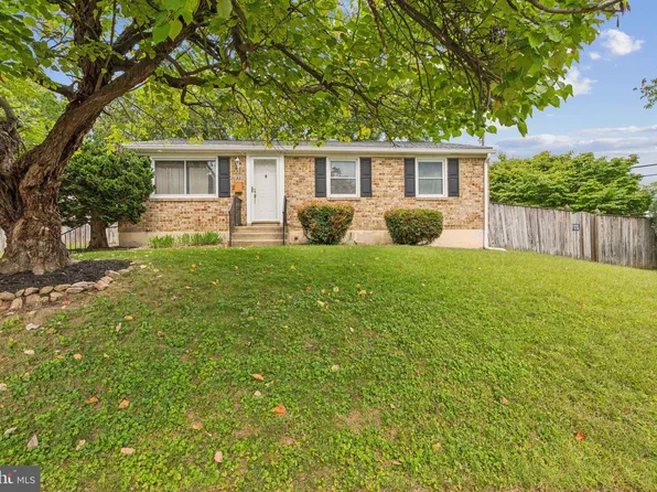 20 Glyndon Dr, Glyndon, MD 21136