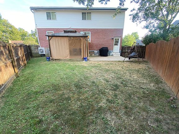 3rd image of 155 Summit Ave