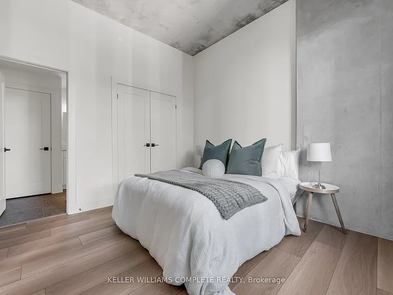 24 Augusta St #610 — Photo 10