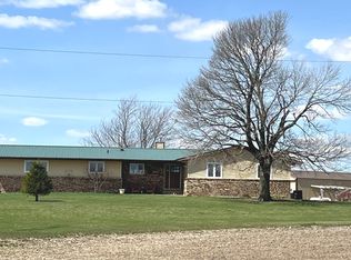3148 Cottage Hill Rd, Paw Paw, IL 61353