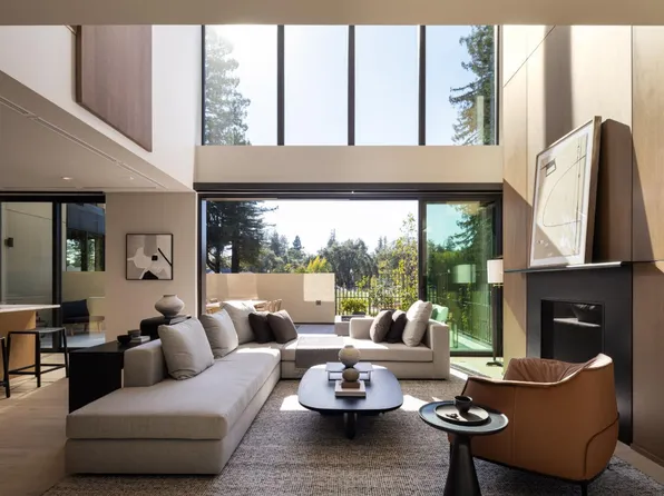 171 Sawmill Circle #102, Healdsburg, CA 95448