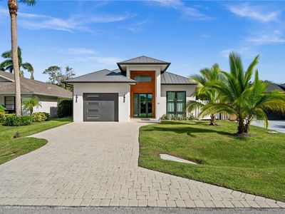 781 103rd AVE N, Naples, FL, 34108
