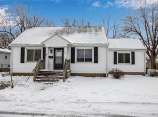 17 Minden St, Depew, NY 14043