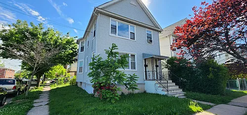 423 Washington Ave #2 Photo 1