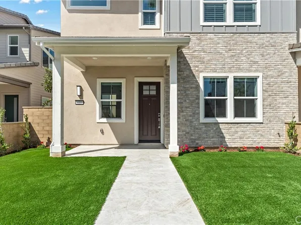 110 Scoville, Irvine, CA 92618