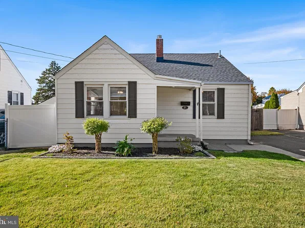 27 Byron Ave, Hamilton, NJ 08610