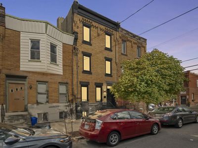 1002 S 25th St, Philadelphia, PA, 19146