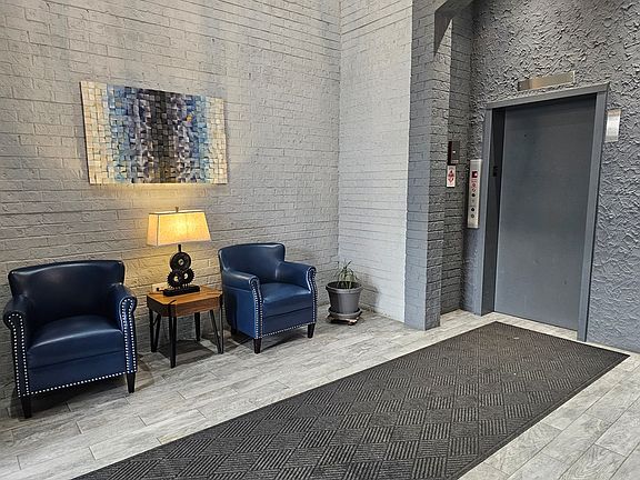 3rd image of 475 Plum Creek Dr #5024