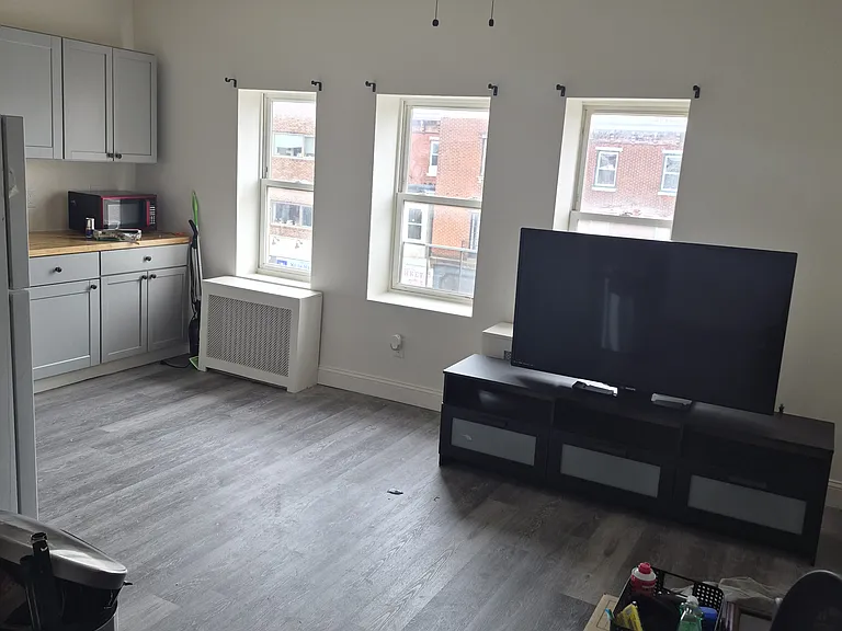 2826 W Girard Ave #3 — Photo 9