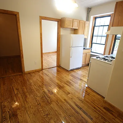 Rented by Nooklyn NYC LLC | media 32