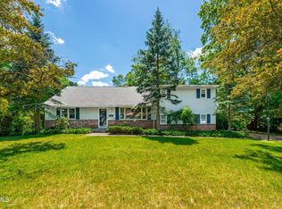 18 Malpass Rd, Albany, NY 12203