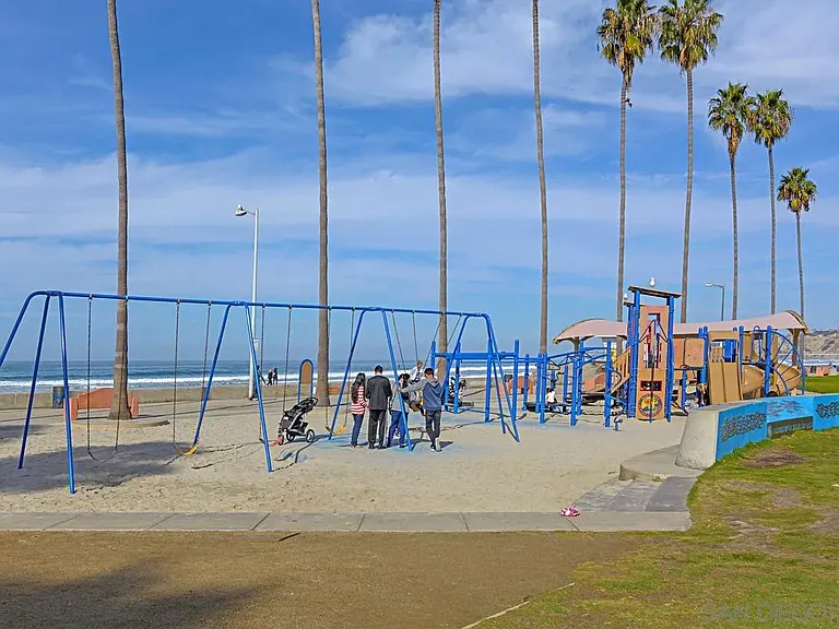 2368 Torrey Pines Rd #61 — Photo 28