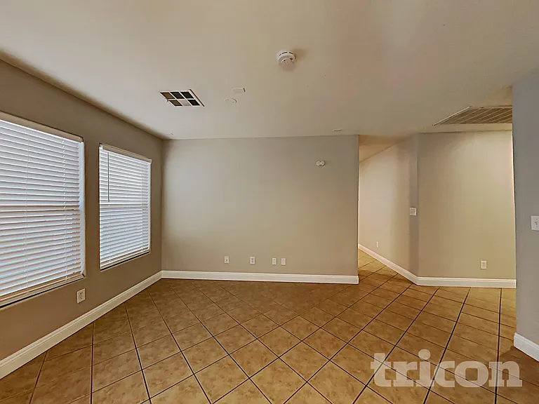 8236 Calico Wind St — Photo 3